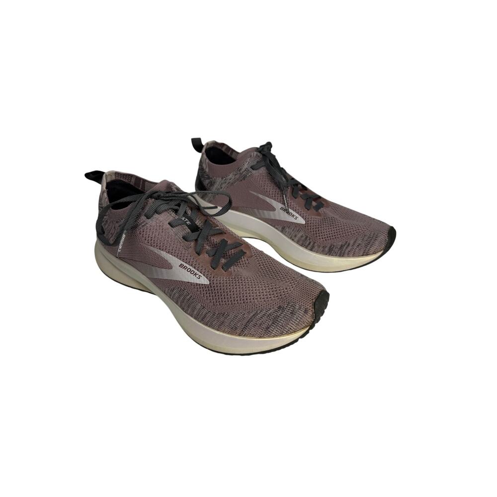 Brooks Women's Levitate 4 BlackenedPearl/Metallic/Primrose 8